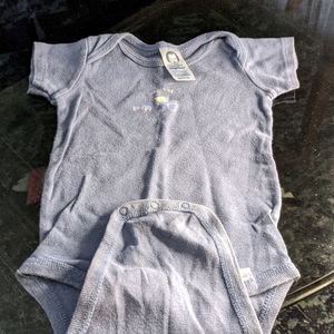 Carter's Train onesie. 9-18 months